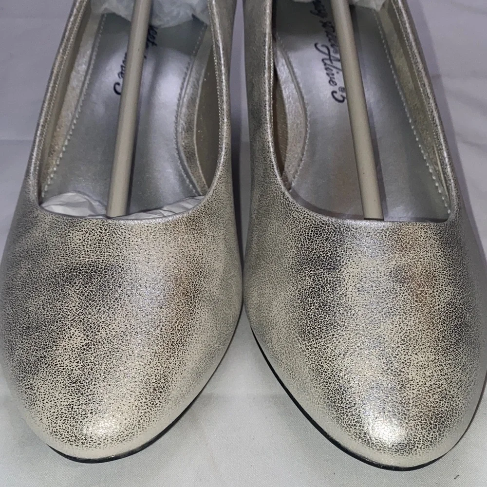 Elegant Easy Street Ballari Womens Round Stiletto Heel‎ Pumps